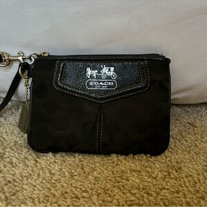 Coach Signature Black Wristlet